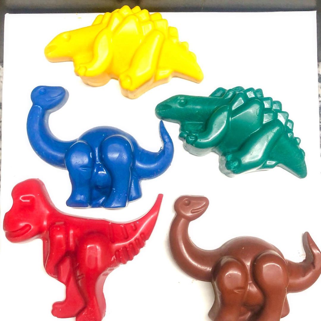 Jumbo Dinosaur Crayons set of 5