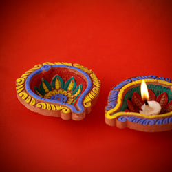 DIY - Paint and Decorate Your Own Diyas