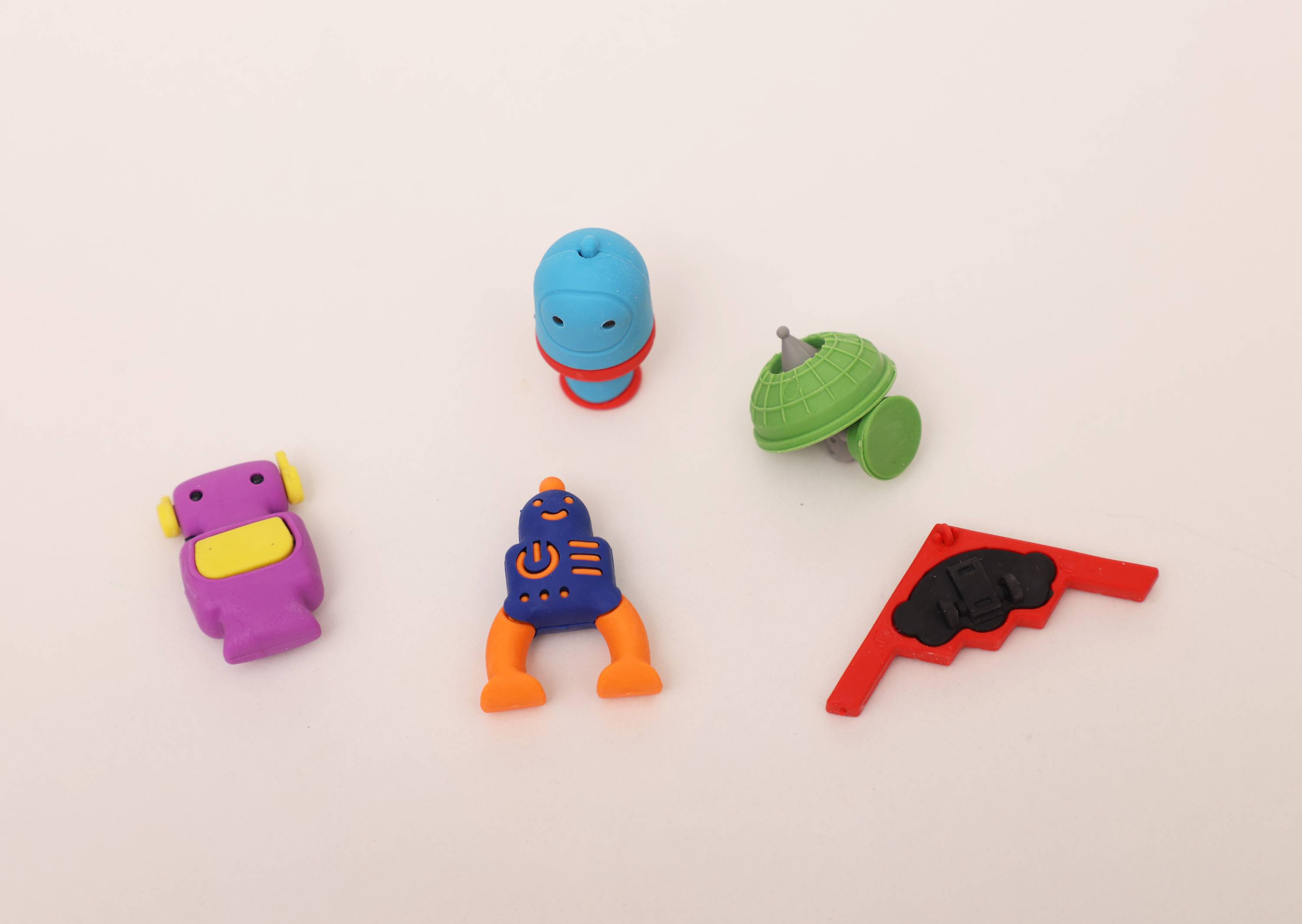 ilearnngrow Space Theme Eraser Set